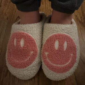 Women’s Slippers